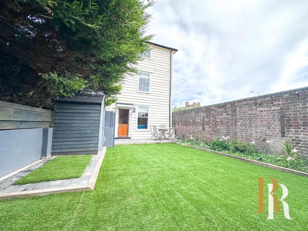 Fisherman'S Cottage - Harwich Breaks - Brand New - Long Stays Available Great Prices - Get In Touch For All Bookings - Cottage In Harwich - Beach Stay المظهر الخارجي الصورة