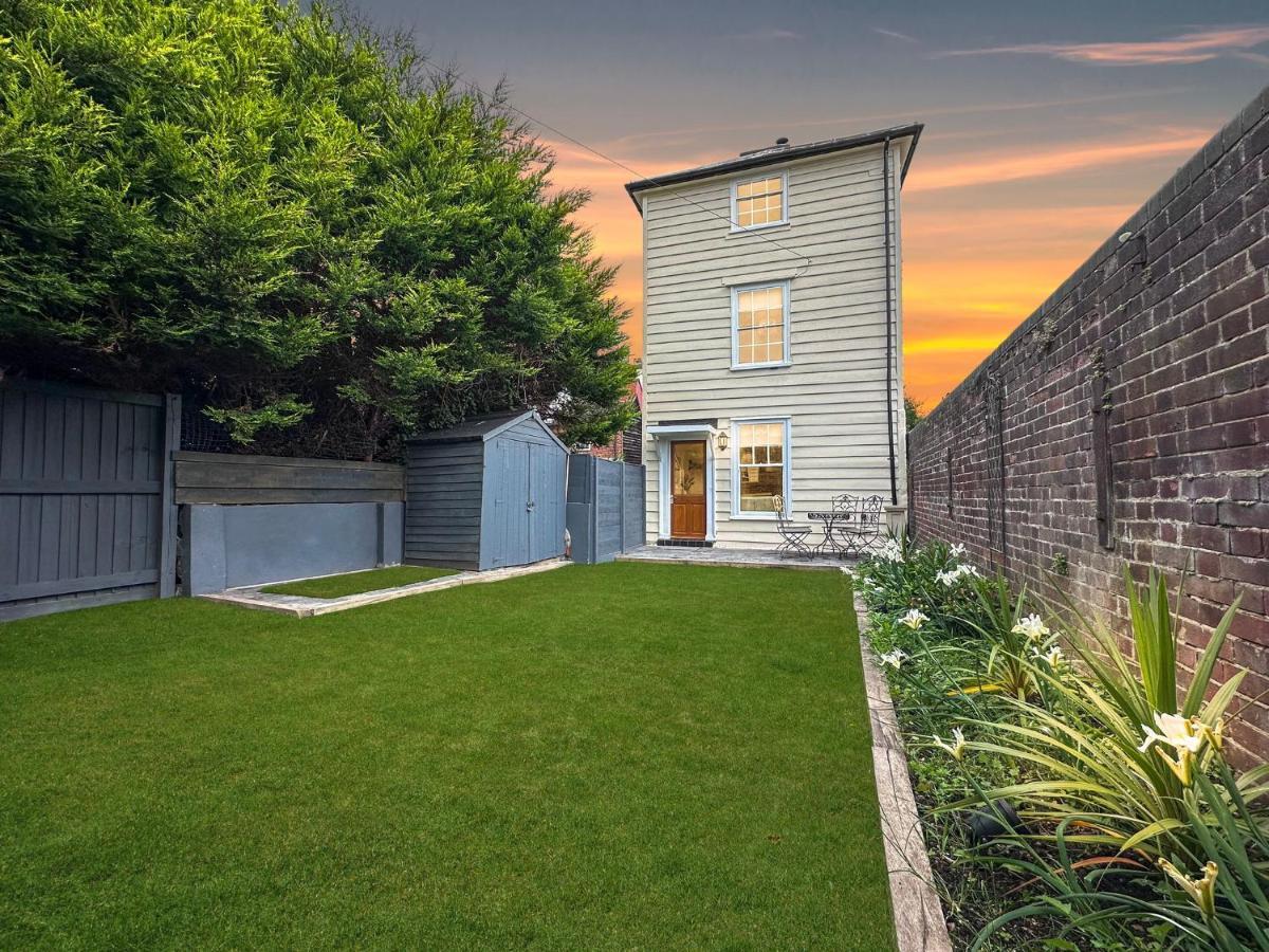 Fisherman'S Cottage - Harwich Breaks - Brand New - Long Stays Available Great Prices - Get In Touch For All Bookings - Cottage In Harwich - Beach Stay المظهر الخارجي الصورة