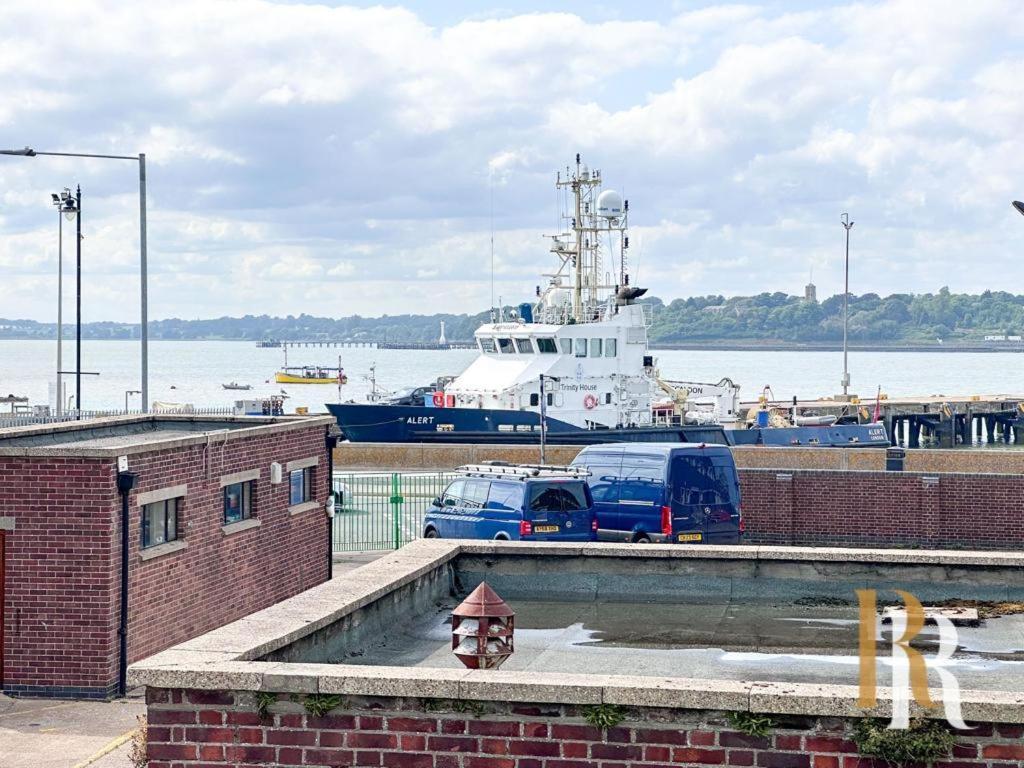 Fisherman'S Cottage - Harwich Breaks - Brand New - Long Stays Available Great Prices - Get In Touch For All Bookings - Cottage In Harwich - Beach Stay المظهر الخارجي الصورة